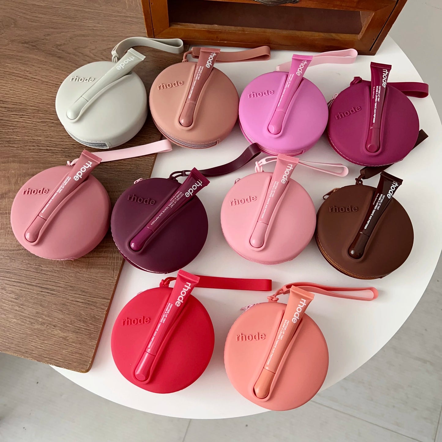 Original Rhode Lipstick Holder Shell Lipstick Cosmetic Bag Headphone Case Portable Mirror Storage Bag Wrist Strap Gift Packet